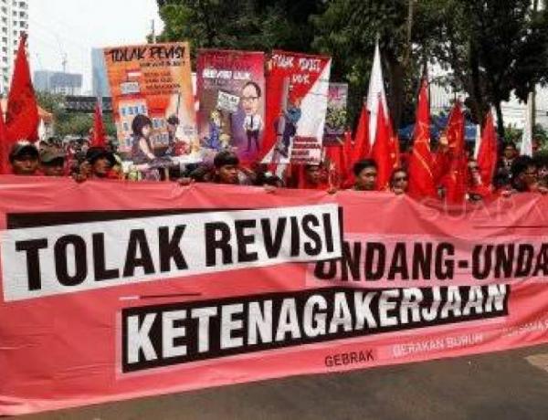Tanda Tanya Dibalik Percepatan Pengesahan RUU Cipta Kerja Menjadi Udang-Undang Oleh DPR RI ?